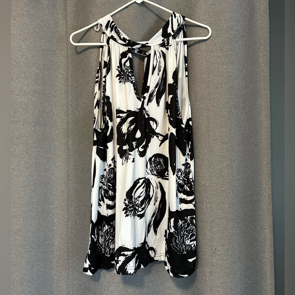 Loveu. Dear Dress Top - Picture 1 of 6